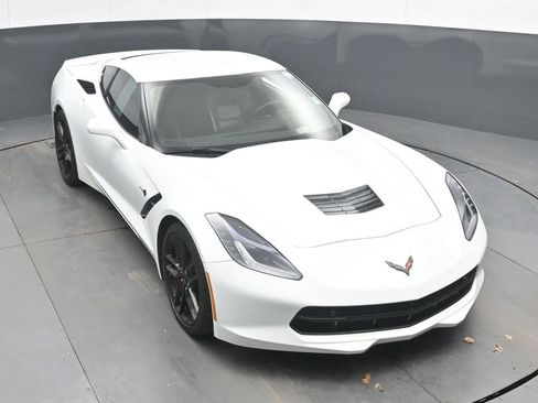 Used 2019 Chevrolet Corvette Stingray Coupe image 37