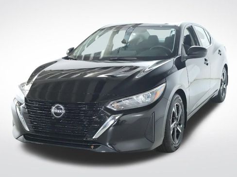 Used 2024 Nissan Sentra SV FWD image 3