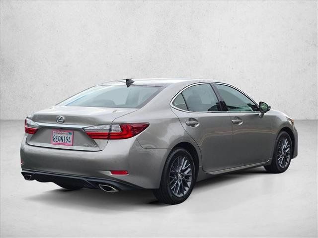 Used 2018 Lexus ES 350 w/ Navigation System Package FWD image 5
