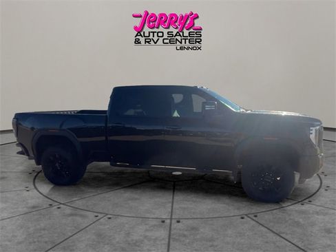 Used 2024 GMC Sierra 2500 AT4 w/ AT4 Premium Plus Package image 6