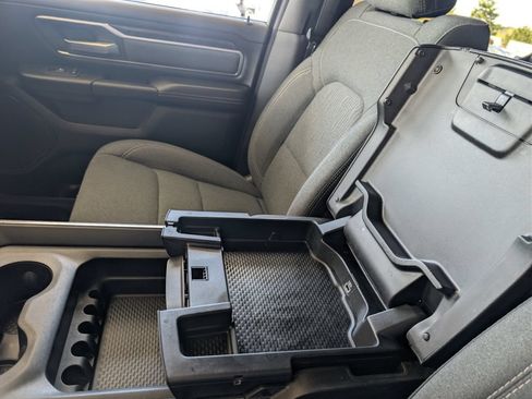 Used 2019 RAM 1500 Big Horn AWD/4WD image 28