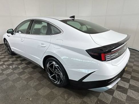 Certified 2026 Hyundai Sonata SEL FWD image 4