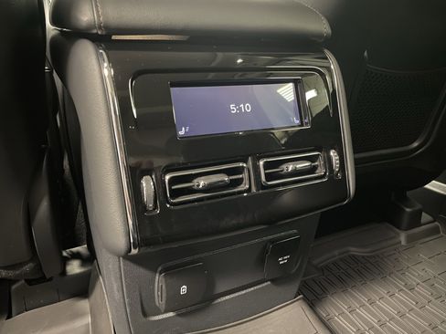 Used 2025 Lincoln Aviator AWD w/ Jet Appearance Package image 23