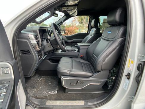 New 2026 Ford F350 Platinum image 30