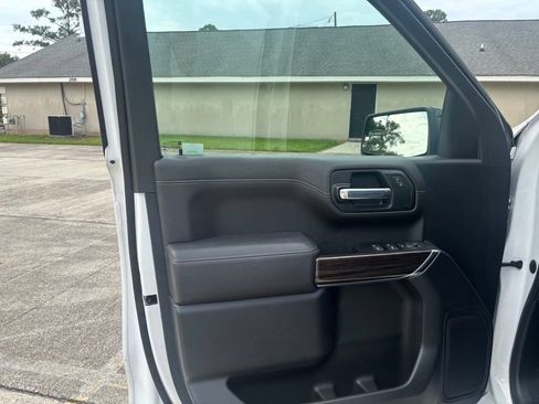 Used 2022 Chevrolet Silverado 1500 Limited RST AWD/4WD image 12