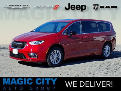 New 2026 Chrysler Pacifica Limited