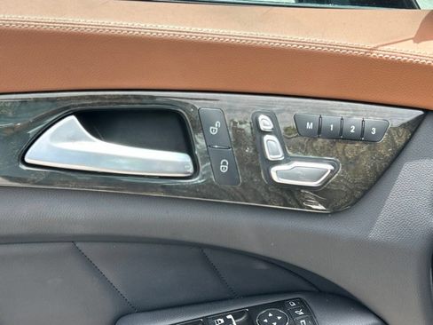 Used 2016 Mercedes-Benz CLS 400 image 18