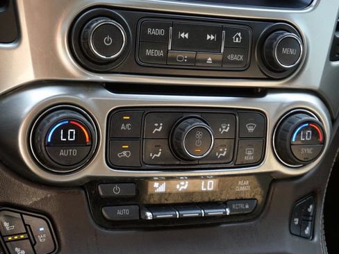 Used 2016 Chevrolet Tahoe LTZ AWD/4WD image 24