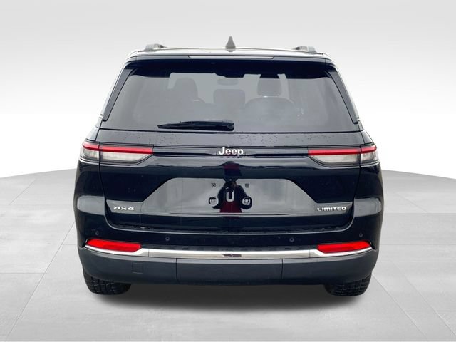 Used 2023 Jeep Grand Cherokee Limited AWD/4WD image 4