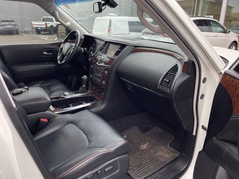 Used 2017 Nissan Armada Platinum image 12