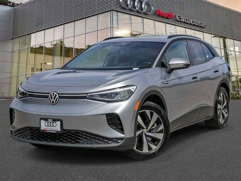 Used 2023 Volkswagen ID.4 Pro image 1