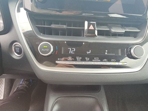 Certified 2024 Toyota Corolla LE w/ LE Convenience Package FWD image 18