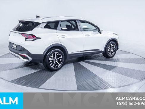 Used 2024 Kia Sportage EX AWD/4WD image 10