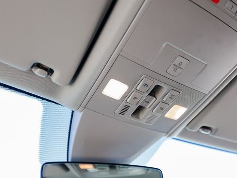 Used 2019 Volkswagen Atlas SEL R-Line image 21