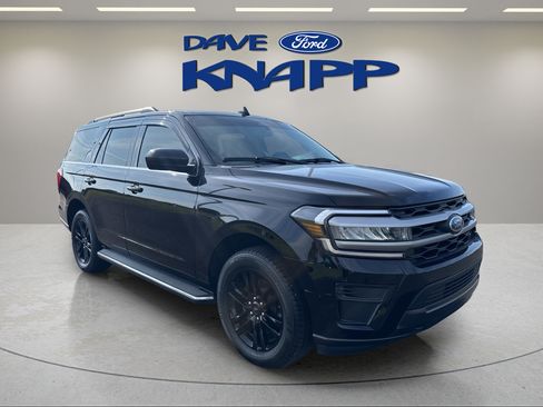 Used 2022 Ford Expedition XLT AWD/4WD image 1