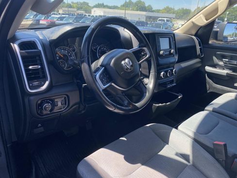 Used 2019 RAM 1500 Big Horn RWD image 18
