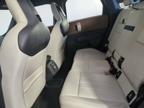 Certified 2025 MINI Cooper Countryman S image 12