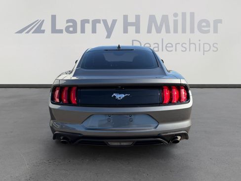 Used 2021 Ford Mustang Coupe RWD image 4