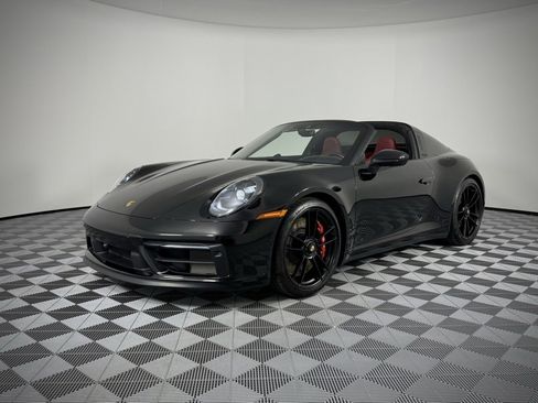 Used 2023 Porsche 911 Targa 4 GTS image 32