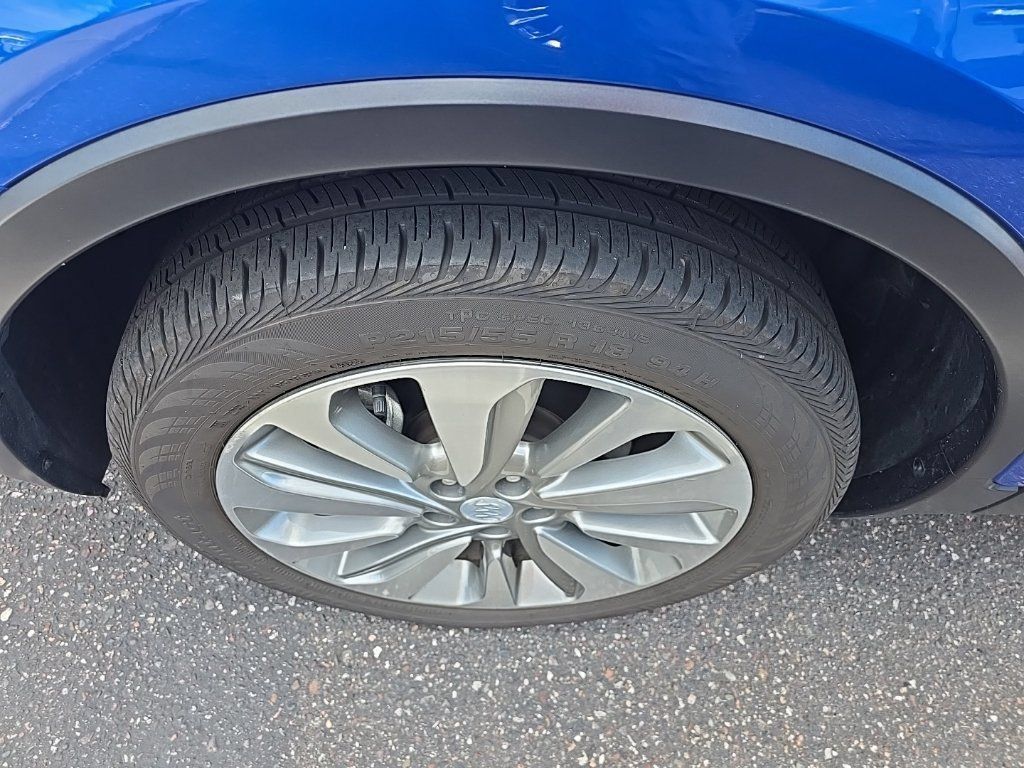 Certified 2017 Buick Encore Preferred FWD image 4