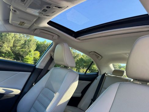 Used 2014 Lexus IS 250 AWD w/ Luxury Package w/Gray Wood image 23