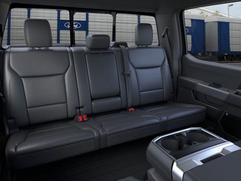 New 2025 Ford F150 Lariat w/ Equipment Group 502A High image 39