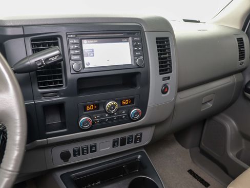 Used 2021 Nissan NV 3500 SL RWD image 18