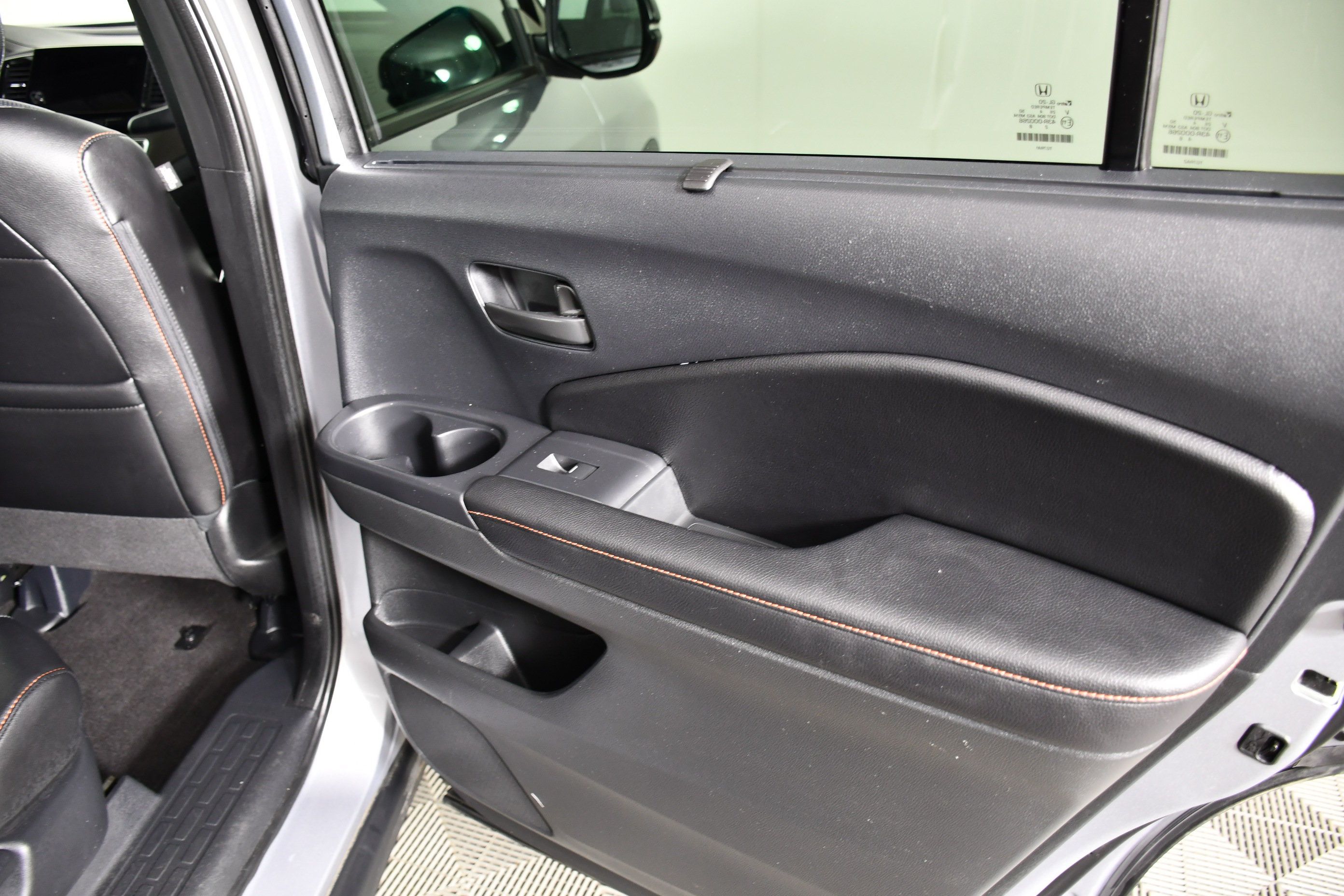 Certified 2025 Honda Passport TrailSport image 44