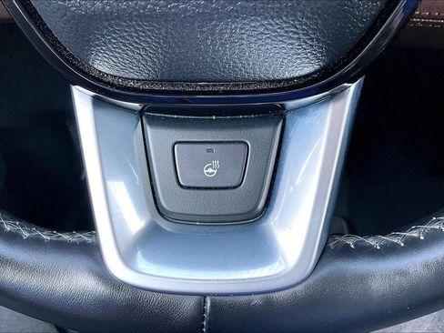 Used 2025 Honda Pilot Elite image 37