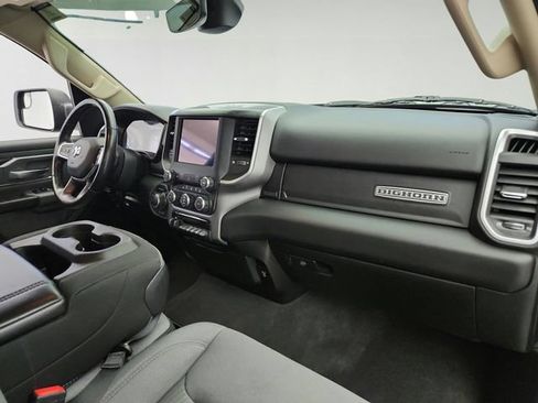Used 2019 RAM 1500 Big Horn AWD/4WD image 25