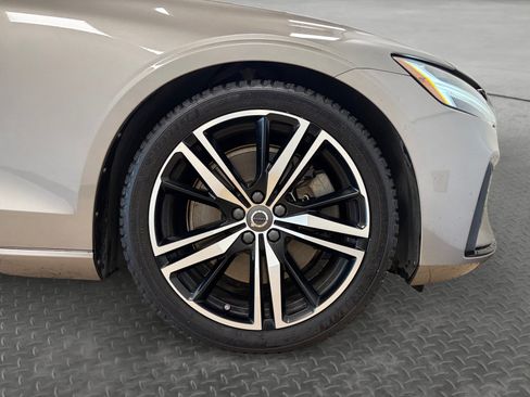 Used 2019 Volvo S60 T6 R-Design AWD/4WD image 17