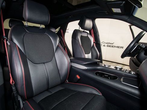 Used 2022 Genesis GV70 3.5T Sport image 36