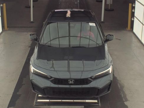 Used 2025 Honda Civic Sport image 2