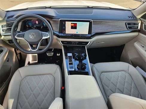 New 2026 Volkswagen Atlas SEL Premium R-Line image 25