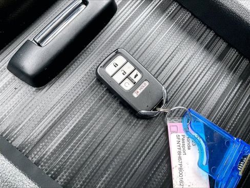 Used 2023 Honda Passport TrailSport image 29