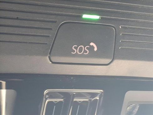 New 2026 Volkswagen Atlas Cross Sport SEL R-Line image 24