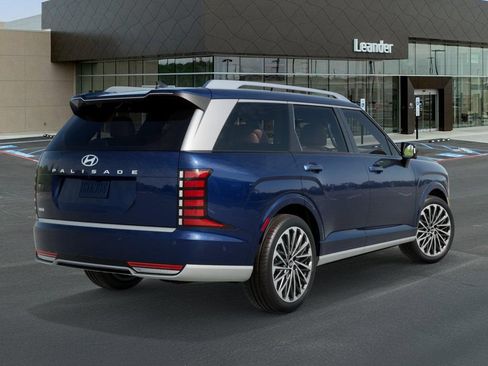 New 2026 Hyundai Palisade Calligraphy FWD image 4