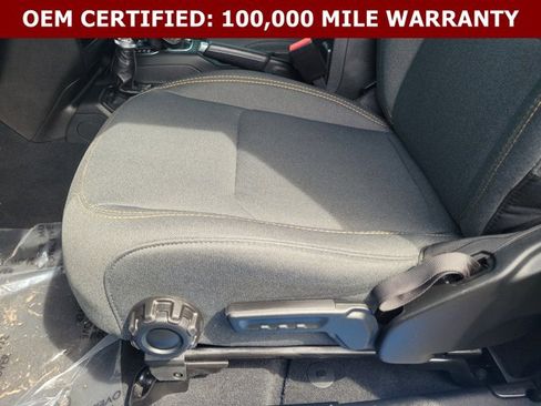 Certified 2025 Jeep Wrangler Sport AWD/4WD image 20