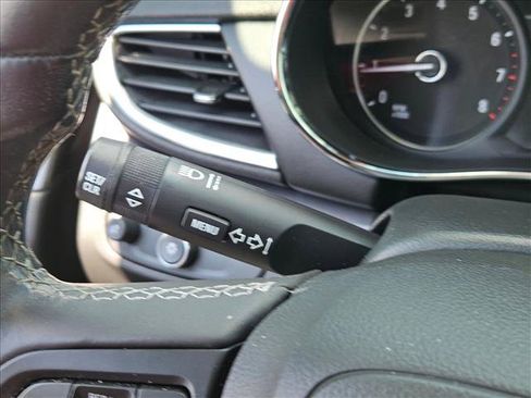 Certified 2020 Buick Encore Preferred FWD image 13