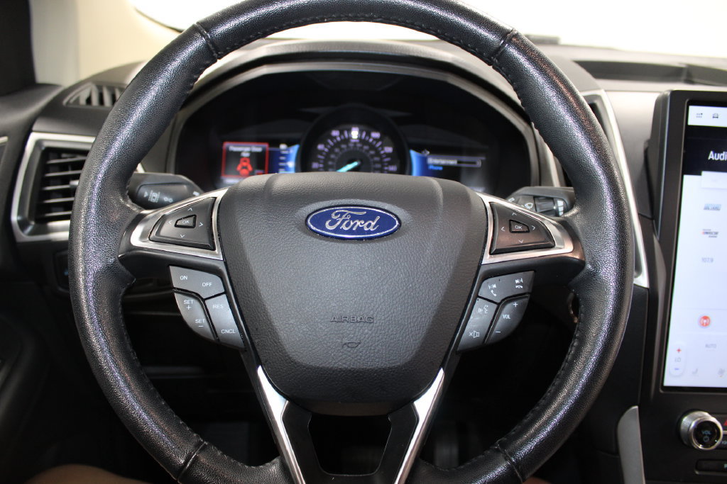 Used 2024 Ford Edge SEL AWD/4WD image 34