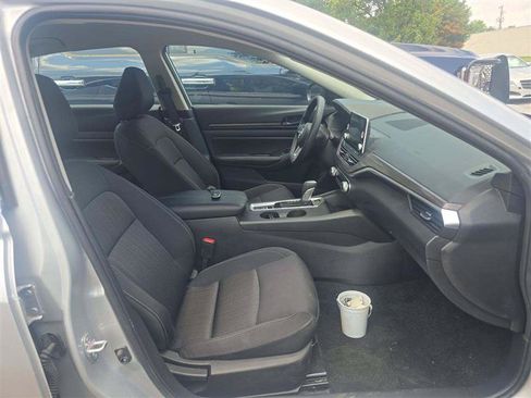 Used 2026 Nissan Altima 2.5 SV AWD/4WD image 8