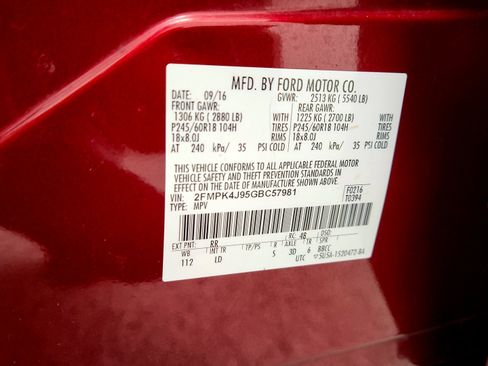 Used 2016 Ford Edge SEL w/ Equipment Group 201A AWD/4WD image 22