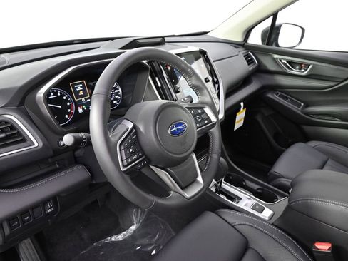 Used 2025 Subaru Ascent Limited w/ Popular Package #2 image 11
