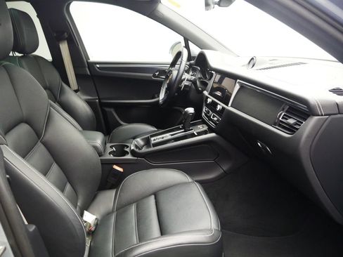 Used 2023 Porsche Macan GTS AWD/4WD image 25