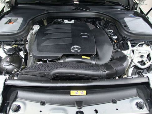 Certified 2020 Mercedes-Benz GLC 300 4MATIC image 30