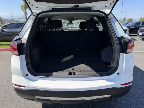 Used 2023 Chevrolet Equinox LT FWD image 10