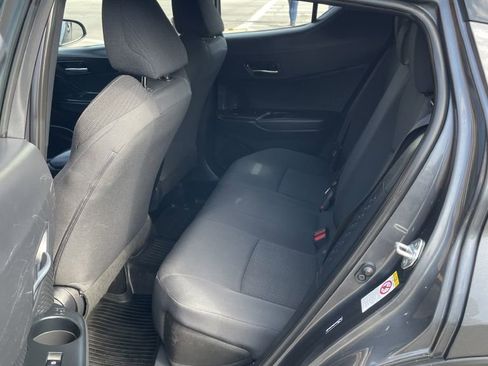 Used 2019 Toyota C-HR LE image 10