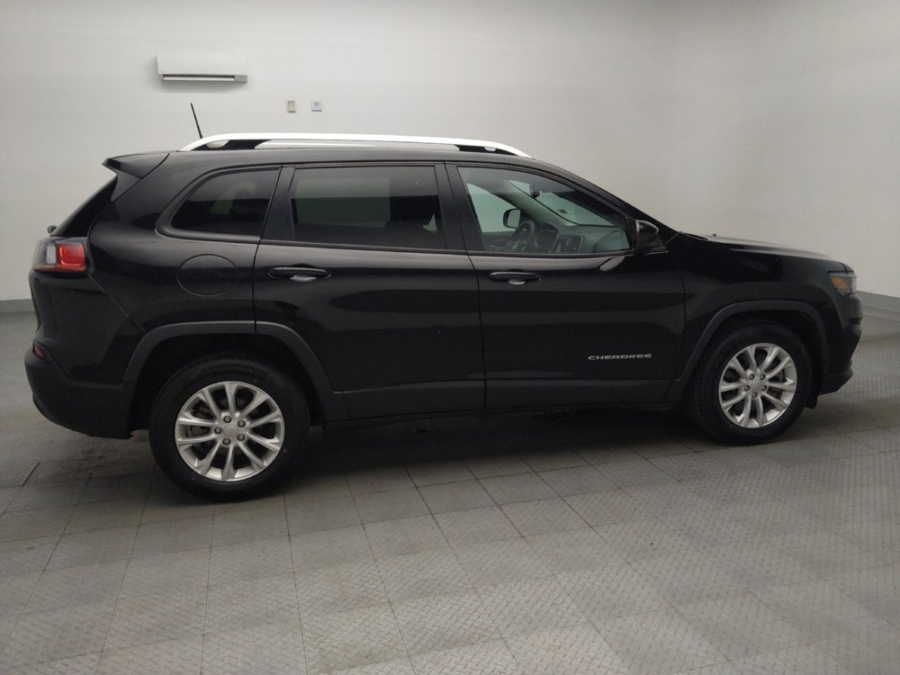 Used 2021 Jeep Cherokee Latitude w/ Mopar Interior Package FWD image 10