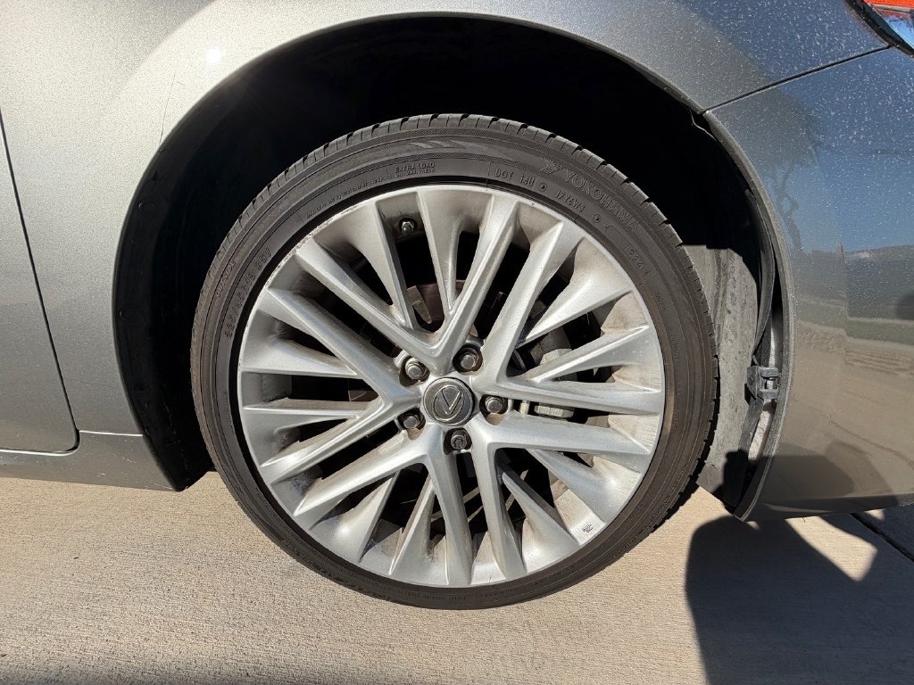 Used 2018 Lexus ES 350 w/ Luxury Package w/Wood Trim FWD image 7