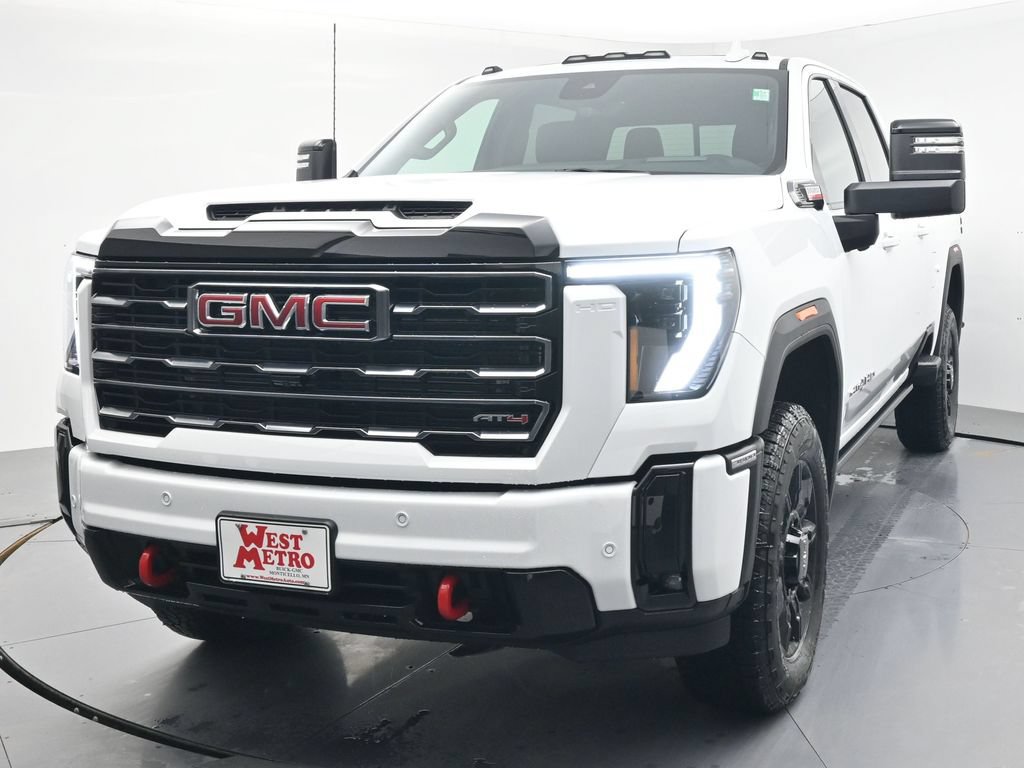 Used 2026 GMC Sierra 3500 AT4 w/ AT4 Premium Plus Package AWD/4WD image 3